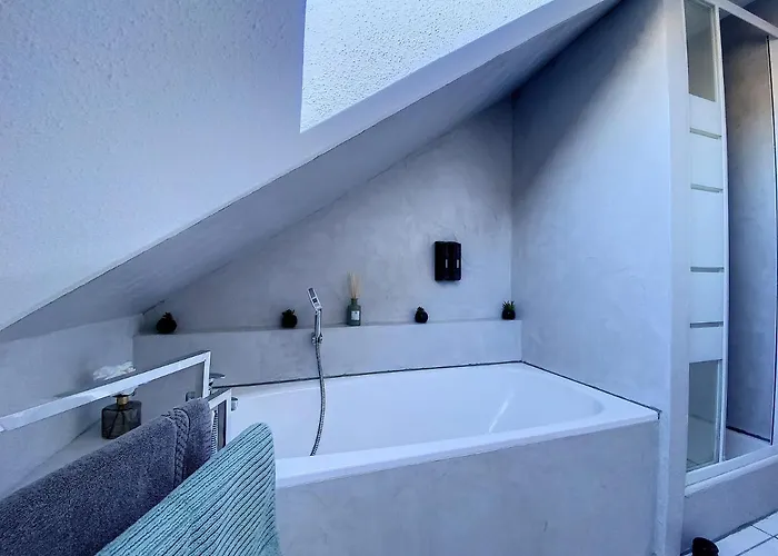 Appartement Chez Nat&mat- Gare- Parking Gratuit *