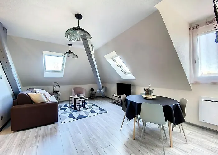 Chez Nat&mat- Gare- Parking Gratuit Appartement *